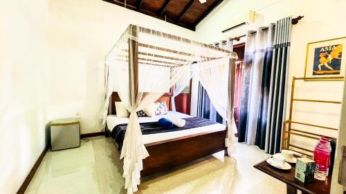 galle catamaran villa