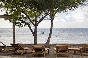 dive spot asia and brumini beach resort