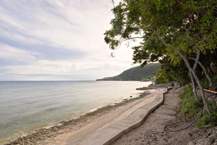 dive spot asia and brumini beach resort
