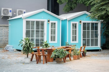 Urbannest Hostel,,2 star