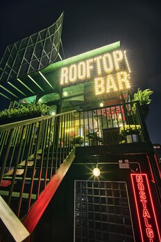 1995s hostel
