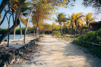 curacion beach resort