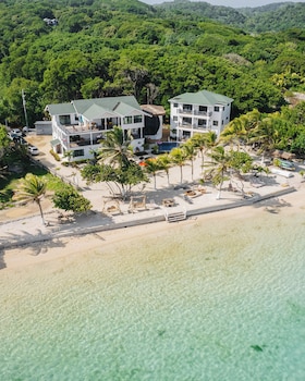 curacion beach resort