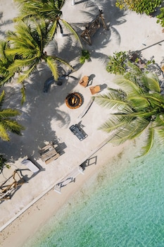curacion beach resort