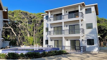 Curacion Beach Resort,,3 star