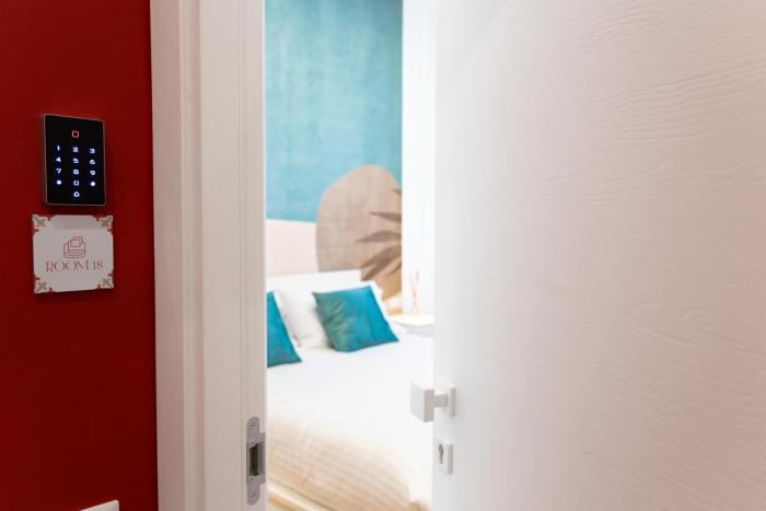 city rooms 74