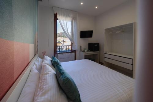 city rooms 74