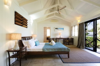 Palm Bay Resort,Hamilton Island>>Cape Conway,4 star