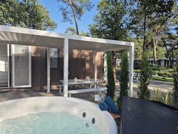 casa sallandia met outdoor wellness