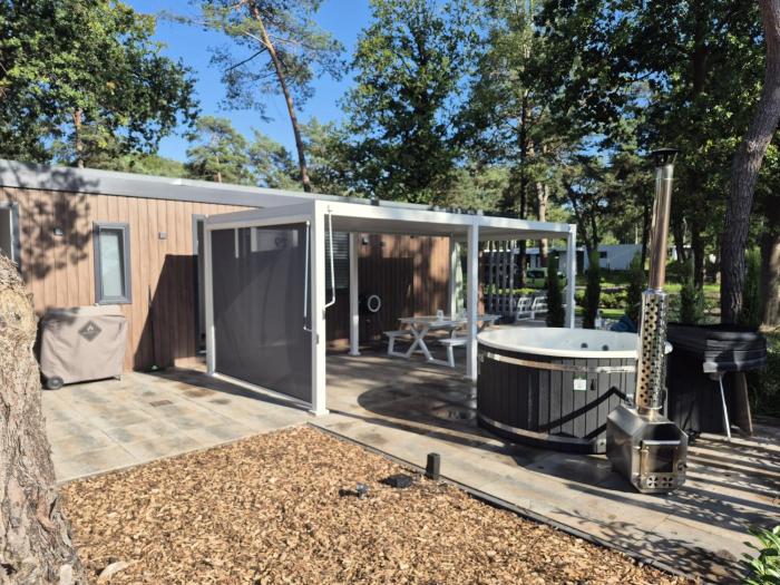 casa sallandia met outdoor wellness