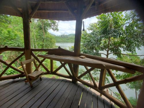 dave cave eco lodge and campsite
