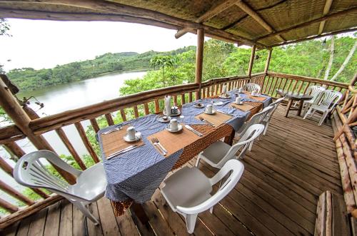 dave cave eco lodge and campsite