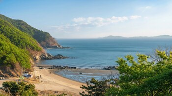 Ganghwa Raube Pet-Friendly Pension,,3 star