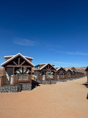 arches hut