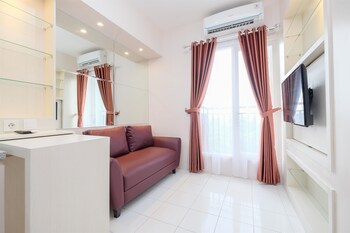 comfort 2br at 15th floor podomoro golf view apartment