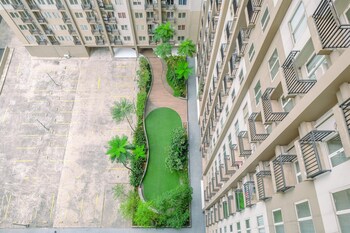 simply look and tidy 2br at podomoro golf view apartment