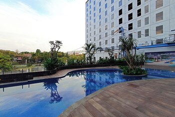 Brand New And Homey Studio At Tamansari Skylounge Makassar Apartment,,3 star