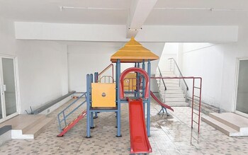 Best Location And Comfortable 2Br At Bale Hinggil Apartment,,3 star