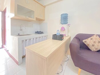 the serene sanctuary 2br at gateway ahmad yani cicadas apartment
