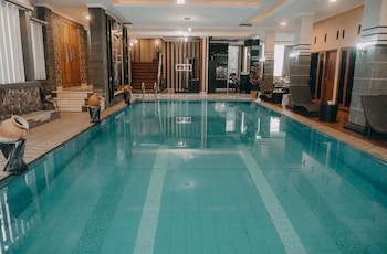 ratu homestay