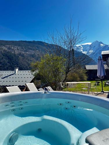 wanderful life montblanc refuge haut de gamme adults only