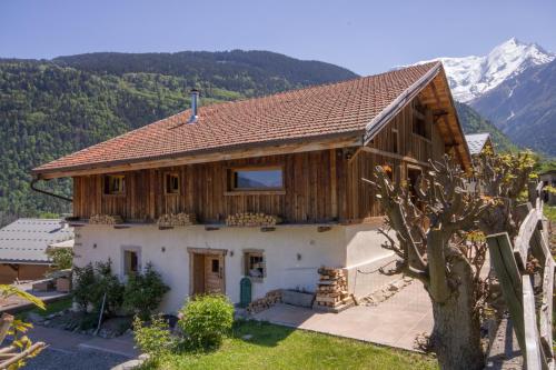 wanderful life montblanc refuge haut de gamme adults only
