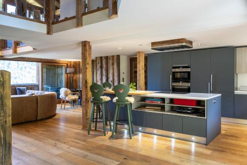 wanderful life montblanc refuge haut de gamme adults only