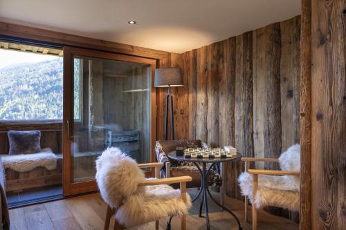 wanderful life montblanc refuge haut de gamme adults only