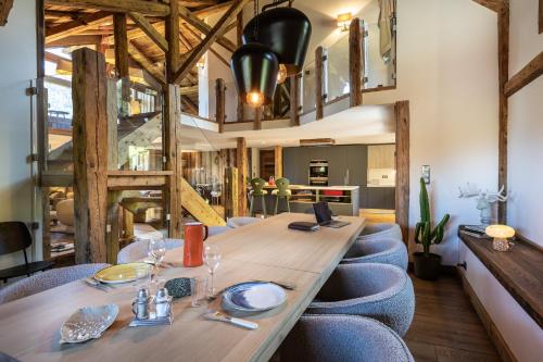 wanderful life montblanc refuge haut de gamme adults only