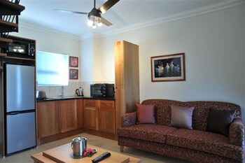 hoyohoyo chartwell lodge