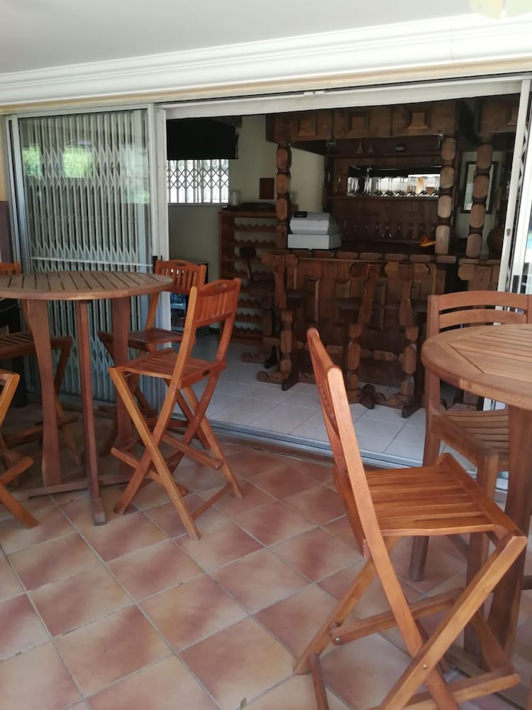 hoyohoyo chartwell lodge