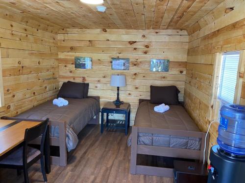 canal cabins