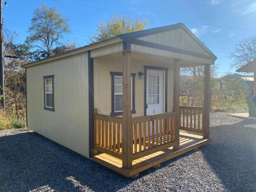 canal cabins