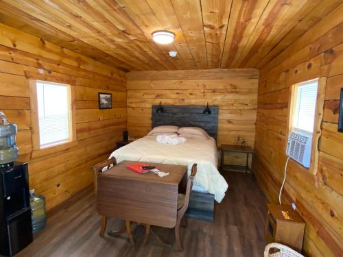 canal cabins