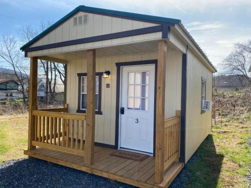 canal cabins
