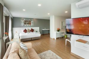 cmor by recall hotels chiang mai