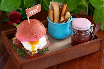 cmor by recall hotels chiang mai