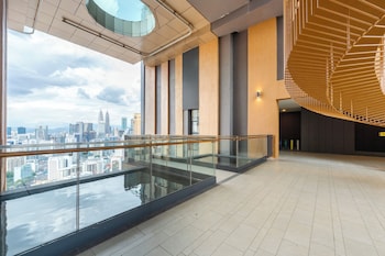 harmony luxury suites at lucentia bbcc