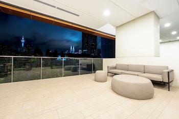 harmony luxury suites at lucentia bbcc