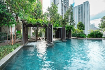 harmony luxury suites at lucentia bbcc