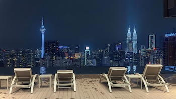 harmony luxury suites at lucentia bbcc