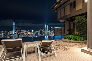 harmony luxury suites at lucentia bbcc