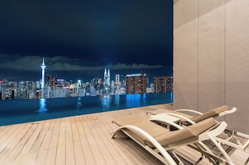 harmony luxury suites at lucentia bbcc