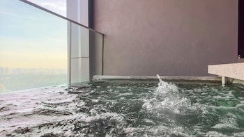 harmony luxury suites at lucentia bbcc
