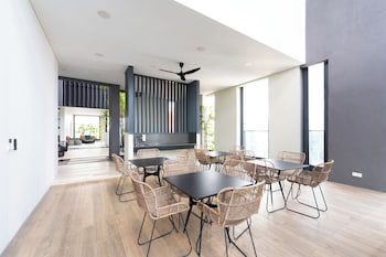 harmony luxury suites at lucentia bbcc