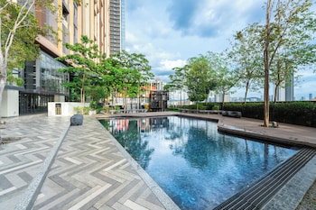 harmony luxury suites at lucentia bbcc
