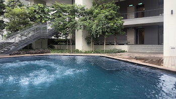 harmony luxury suites at lucentia bbcc