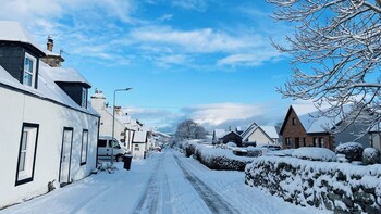 traditional highland cottage near loch ness sleeps 6