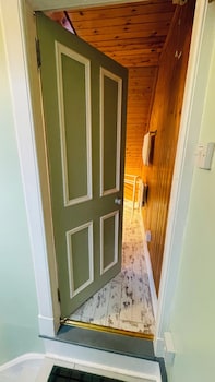 traditional highland cottage near loch ness sleeps 6