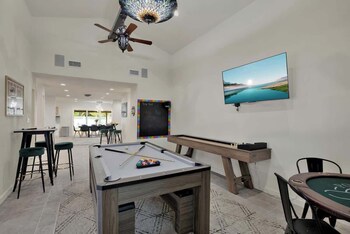 Whitewater River House - Game Room, Firepit, Walking Distance To Whitewater Amphitheater!,,3 star